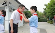 区领导走进胥江实验小学与少年儿童共庆“六一”