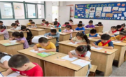 轻笔飞扬秀“英”姿 字里行间现精彩           ——记胥江实验小学英语整班书写比赛   